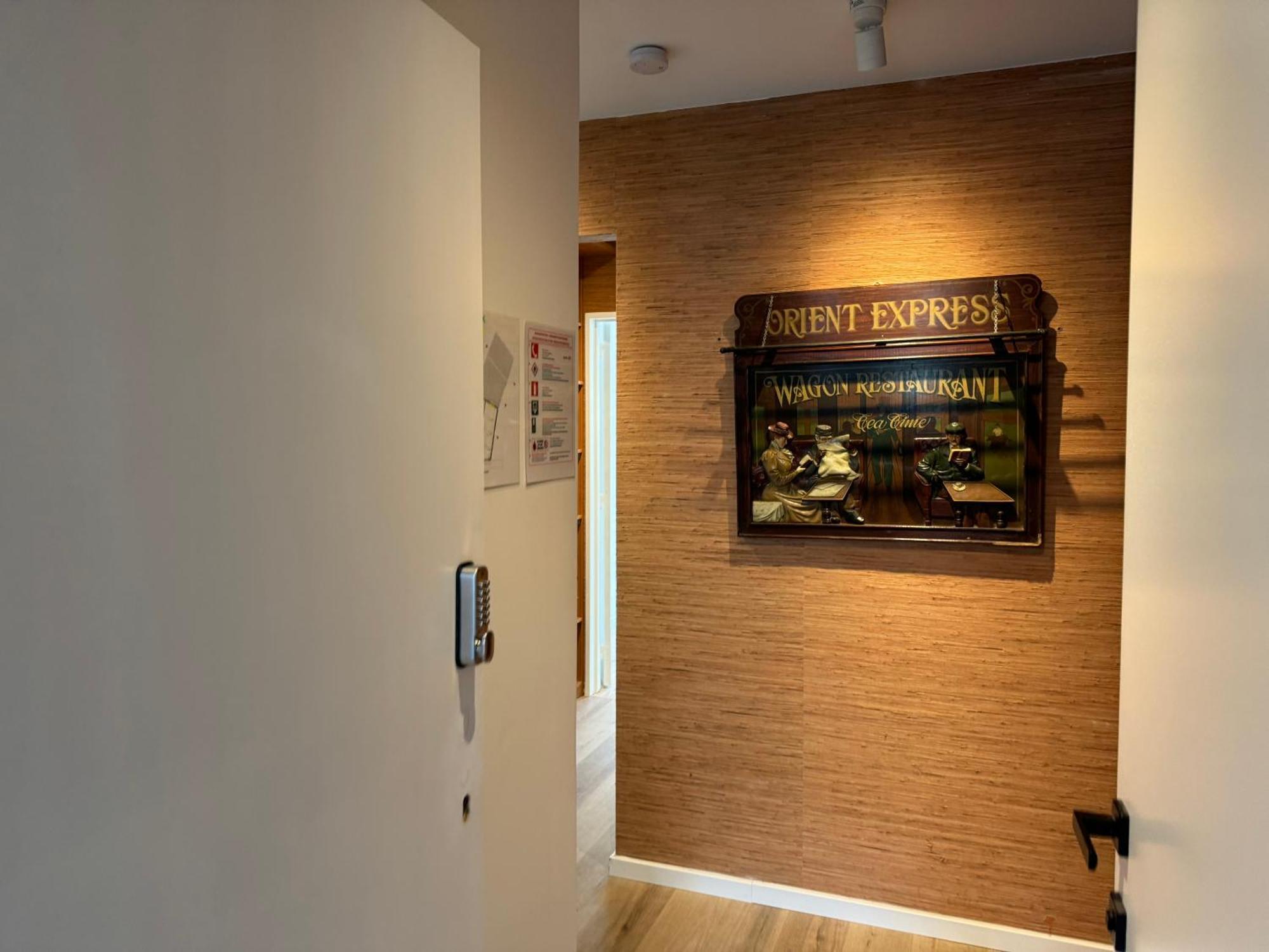 Loft With Big Terrace City Center Meir アントウェルペン エクステリア 写真